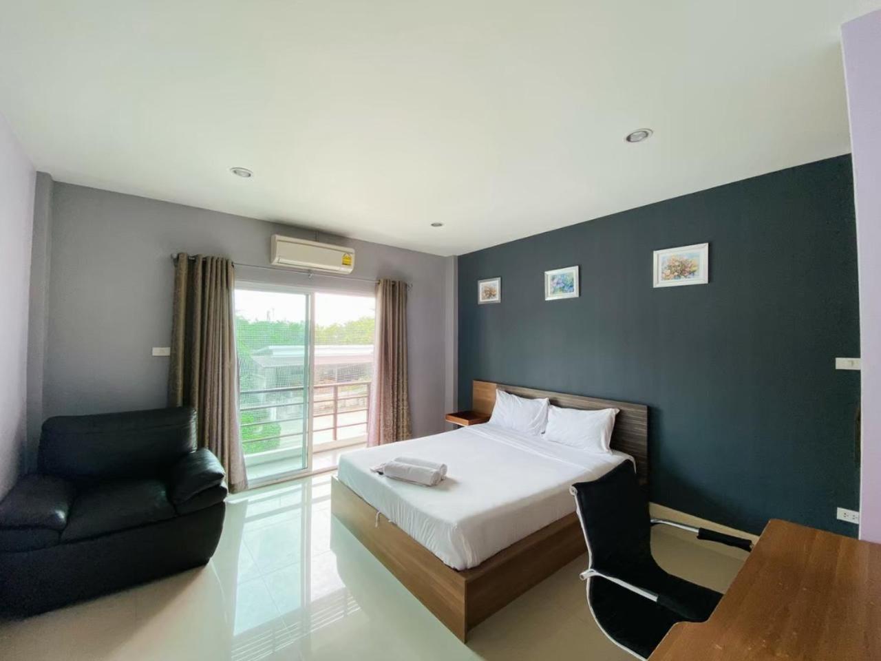 Privacy Residence Lop Buri Exteriér fotografie